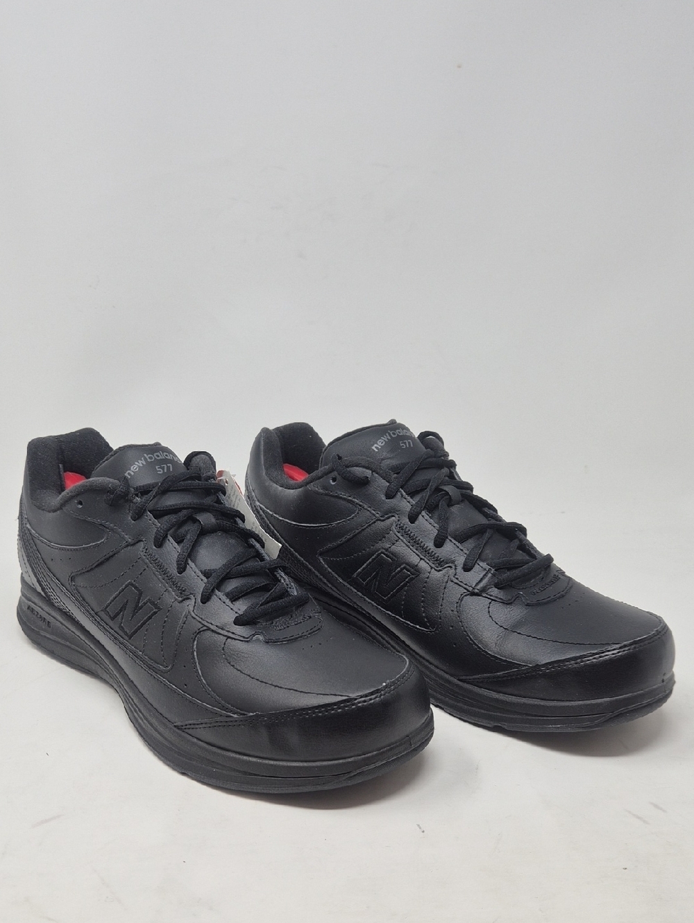 New Balance Men's Black Athletic Leather 577 Sneakers.